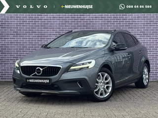 Volvo V40 Cross Country 1.5 T3 Polar+ Luxury | Stoelverwarming | Standkachel | Volvo on Call | DAB | Parkeercamera | Parkeersensoren | Panoramadak | Keyless entry/start | extra getint glas |