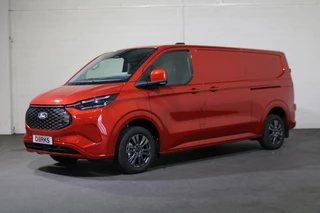 Hoofdafbeelding Ford E-Transit Custom Ford E-Transit Custom 340 L2 H1 Limited 65 kWh 218pk 2x schuifdeur Led 360 Camera B&O