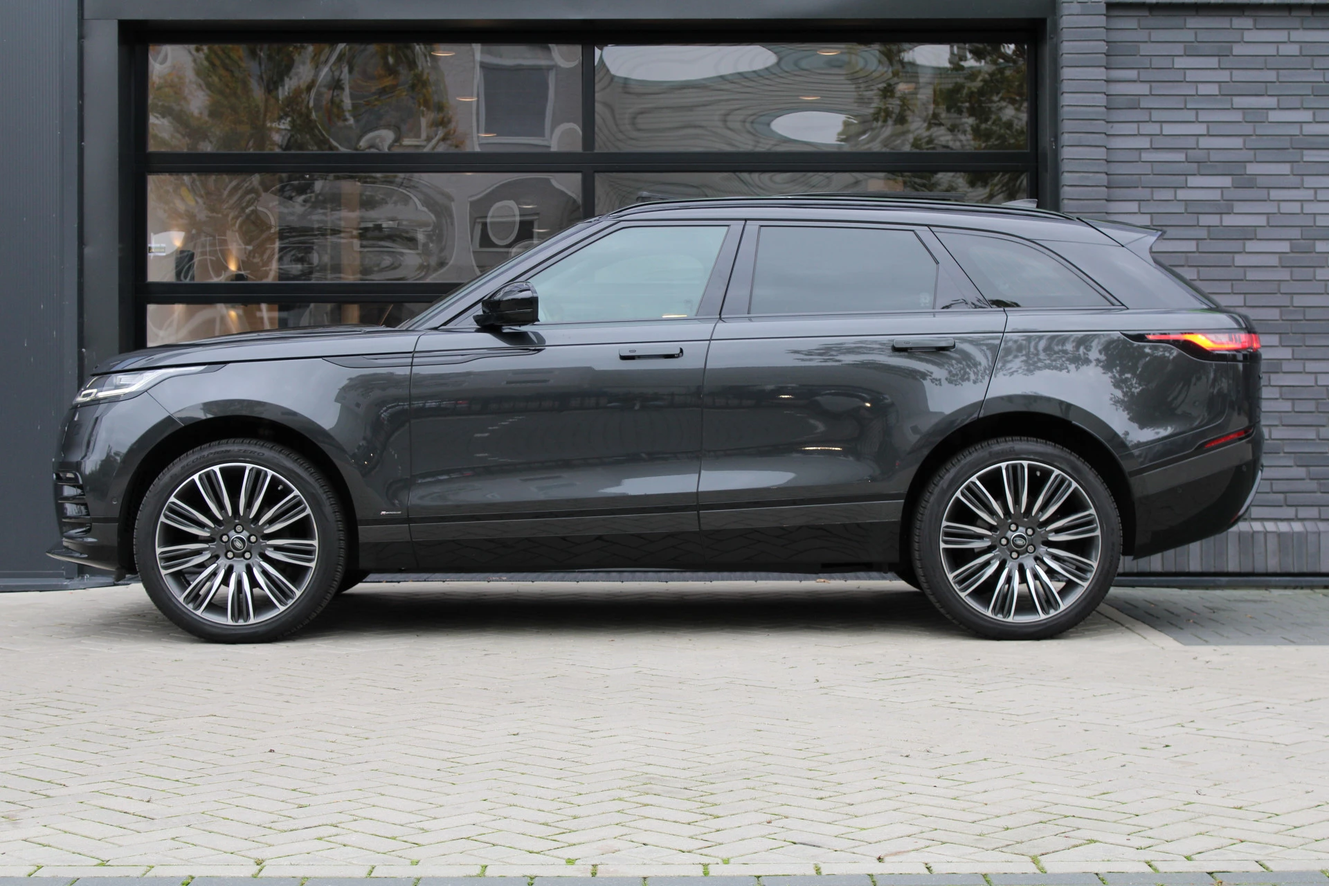 Hoofdafbeelding Land Rover Range Rover Velar
