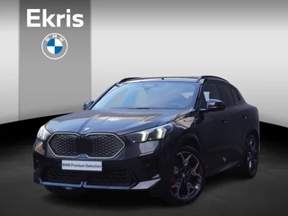 BMW iX2 xDrive30 M Sportpakket Pro | Comfort Pack | 20 inch LM M V-spaak | Trekhaak met elektrisch wegklapbare kogel | Glazen panoramadak | Driving Assistant Plus | Harman-Kardon sound system
