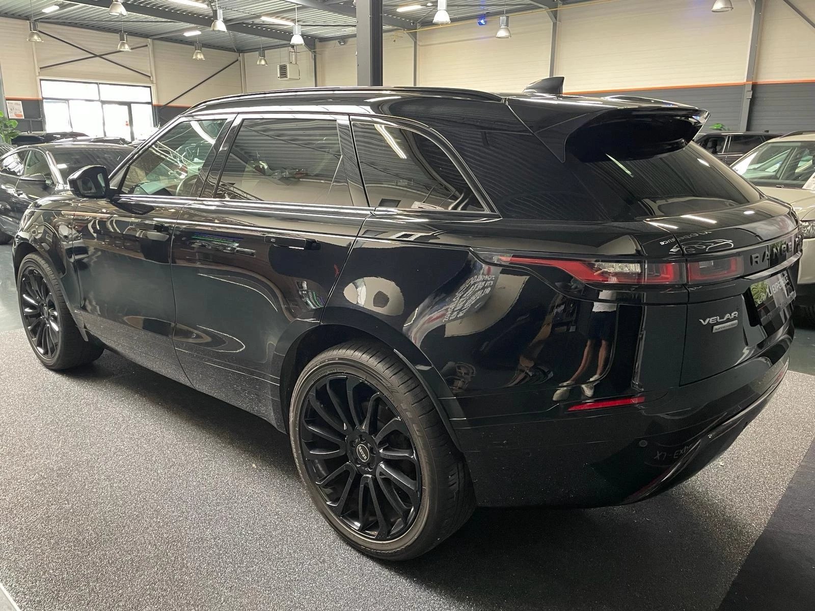 Hoofdafbeelding Land Rover Range Rover Velar