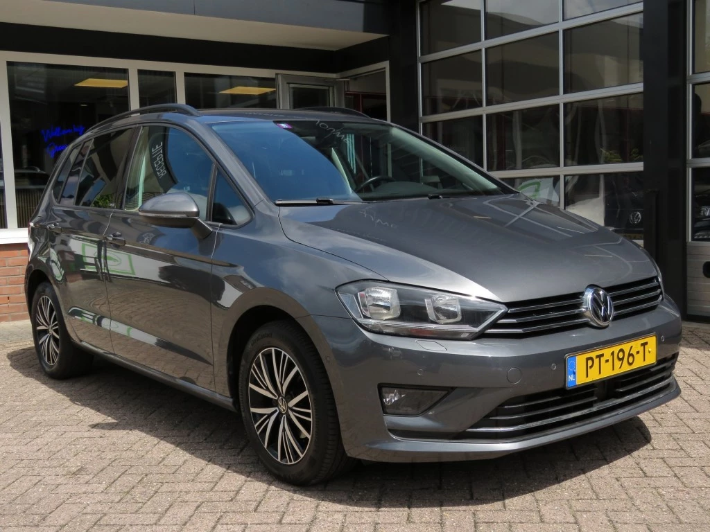 Hoofdafbeelding Volkswagen Golf Sportsvan