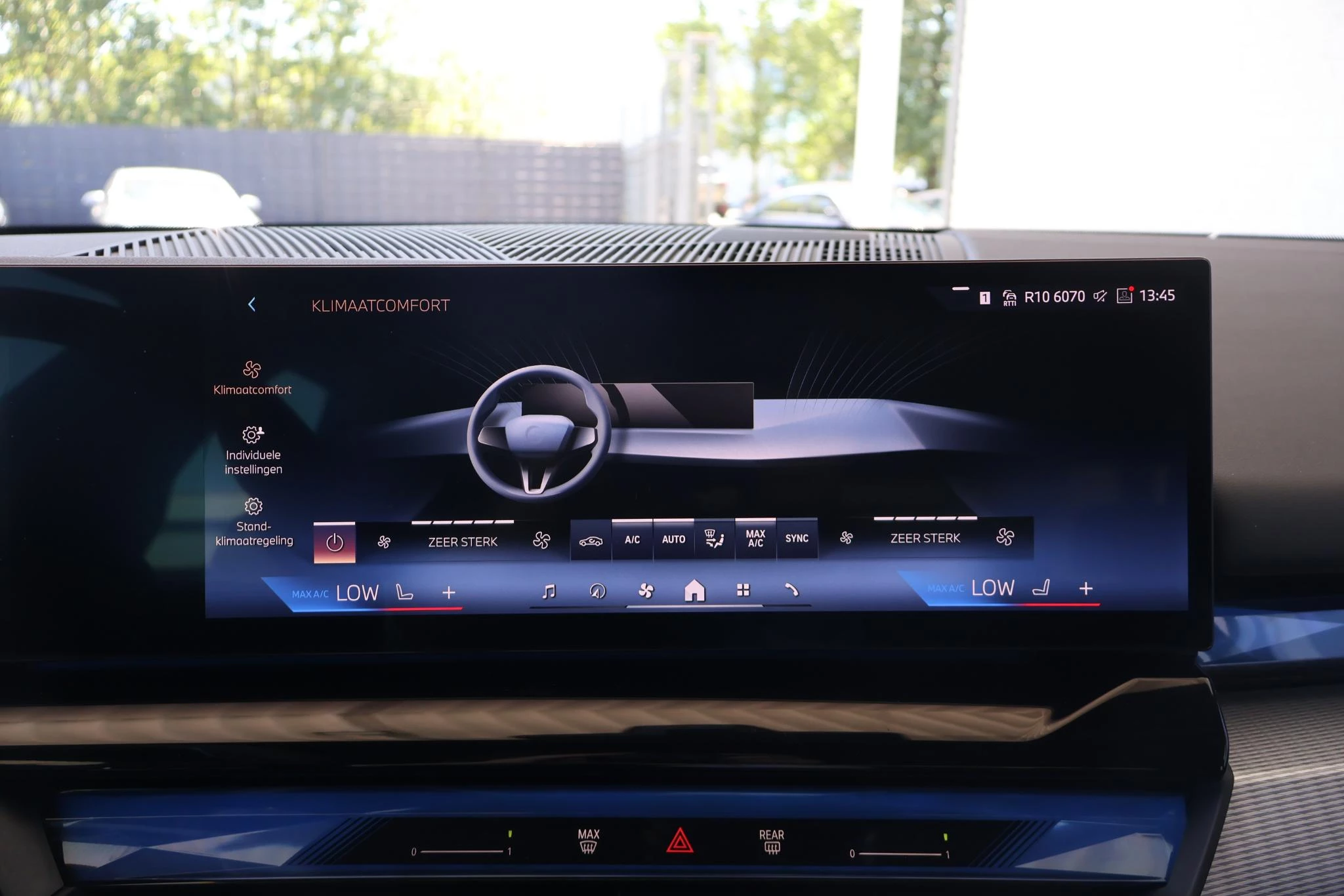 Hoofdafbeelding BMW i5