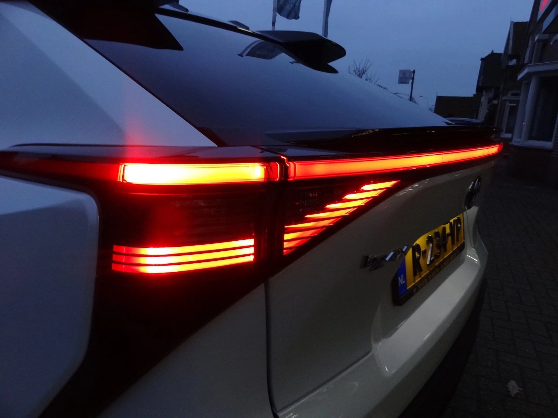 Hoofdafbeelding Toyota bZ4X