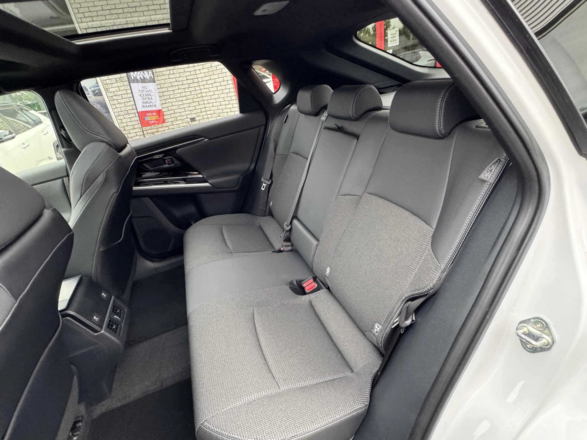 Hoofdafbeelding Toyota bZ4X