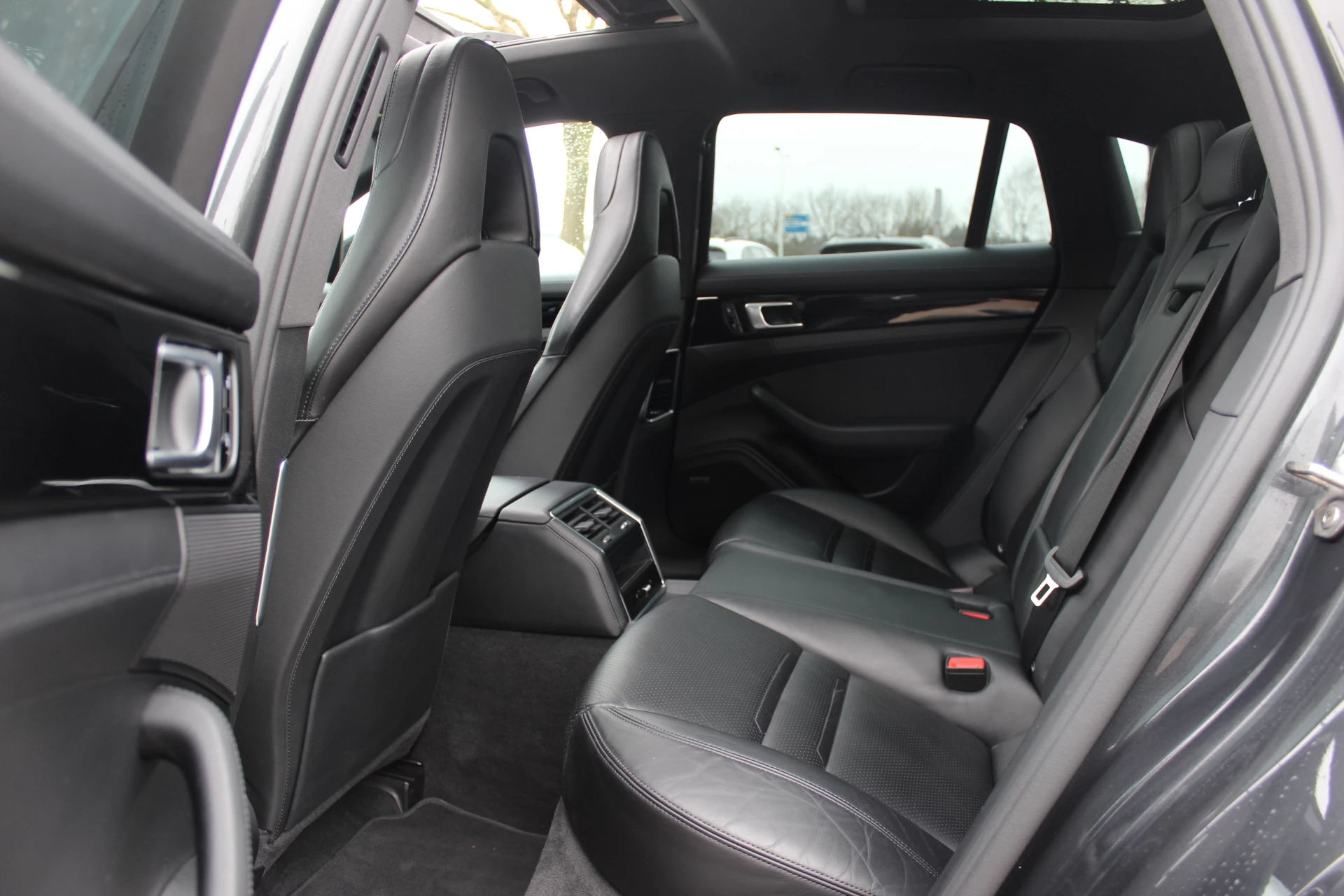 Hoofdafbeelding Porsche Panamera