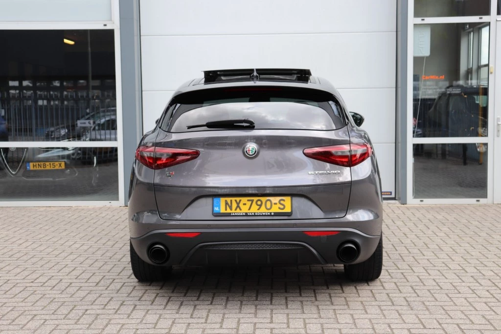 Hoofdafbeelding Alfa Romeo Stelvio