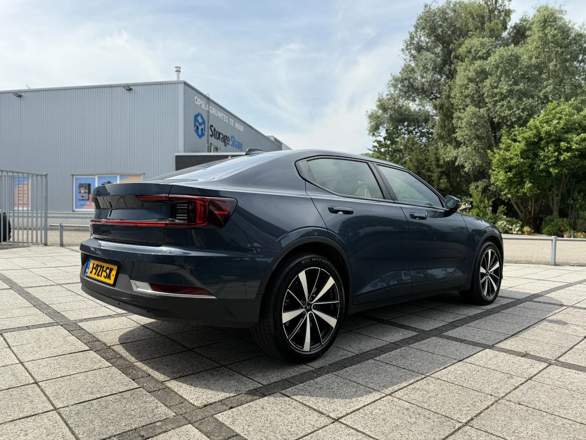 Hoofdafbeelding Polestar 2