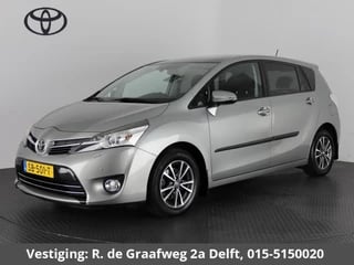 Toyota Verso 1.8 VVT-i Dynamic Business | Dealer onderhouden | Panoramadak | Trekhaak | Parkeersensoren |