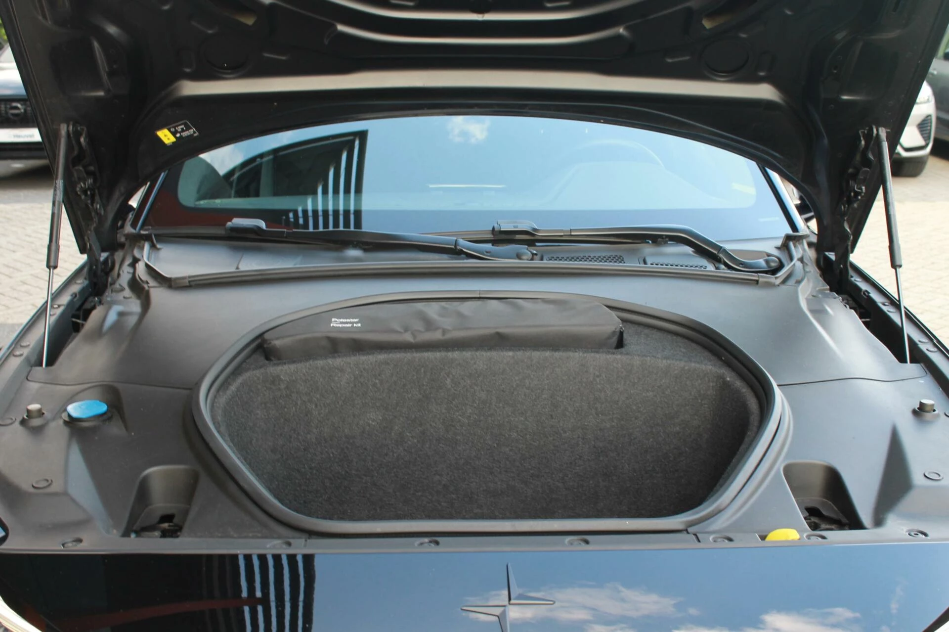 Hoofdafbeelding Polestar 2