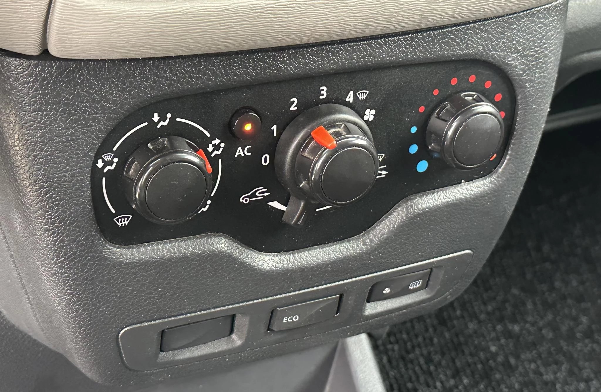 Hoofdafbeelding Dacia Dokker