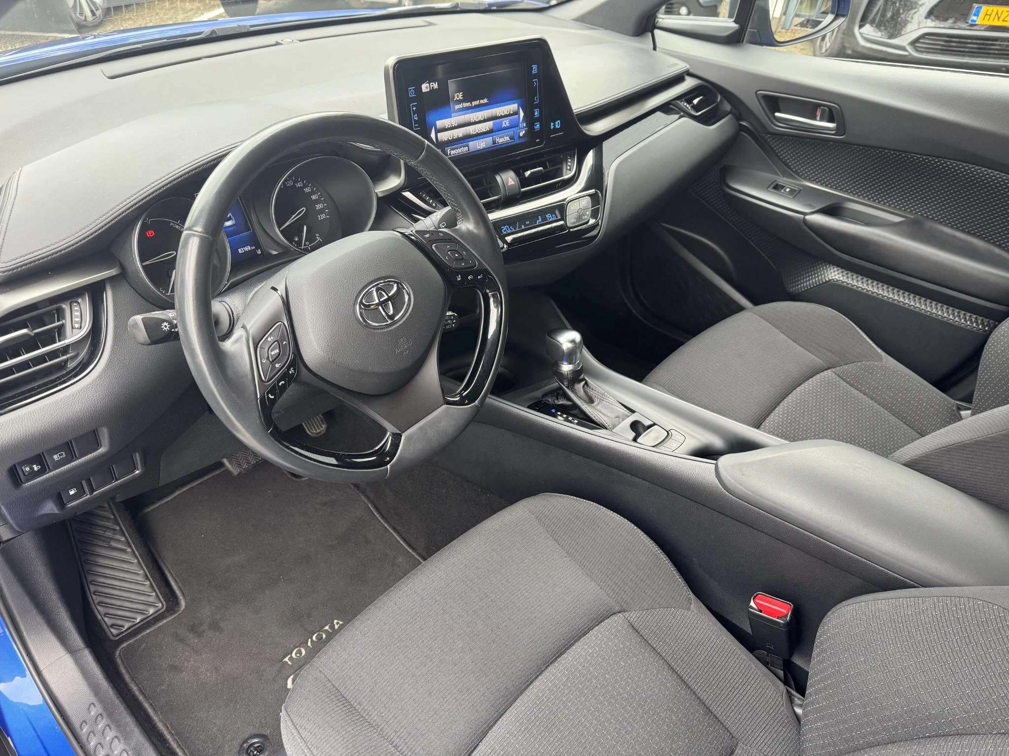 Hoofdafbeelding Toyota C-HR