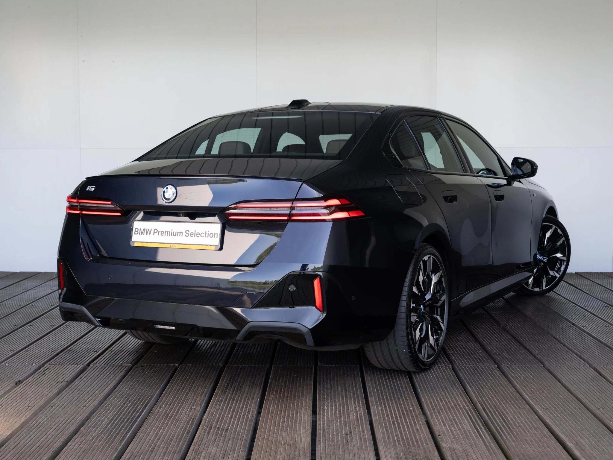 Hoofdafbeelding BMW i5
