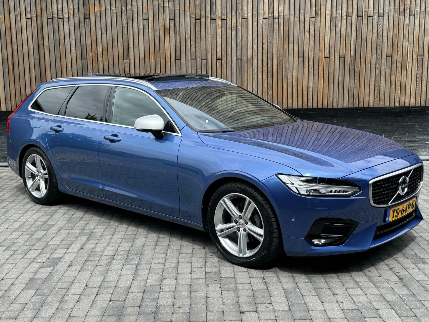 Hoofdafbeelding Volvo V90