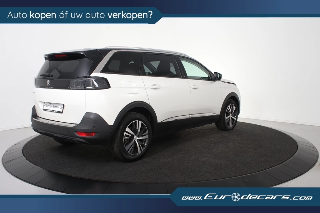 Hoofdafbeelding Peugeot 5008