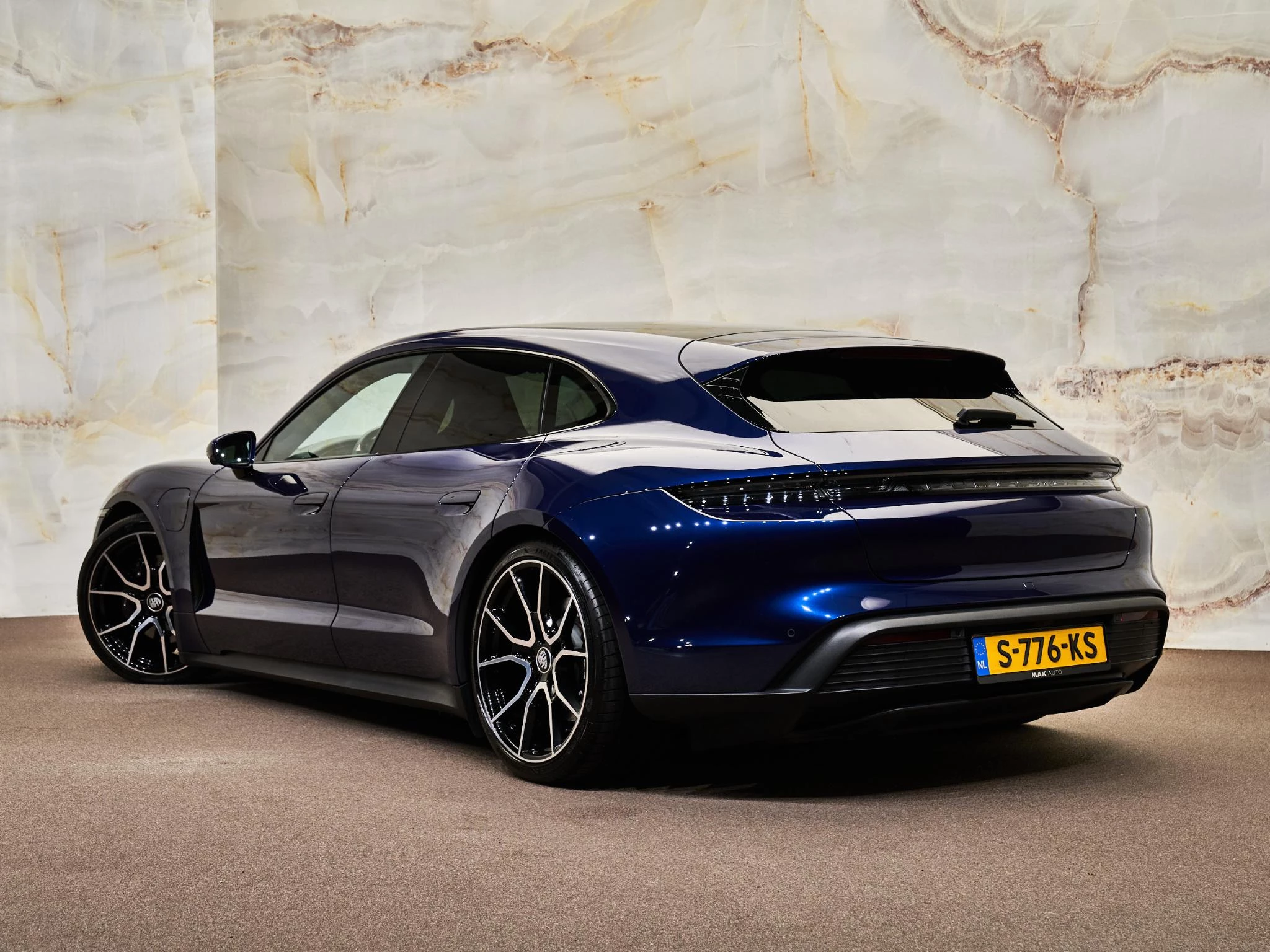 Hoofdafbeelding Porsche Taycan
