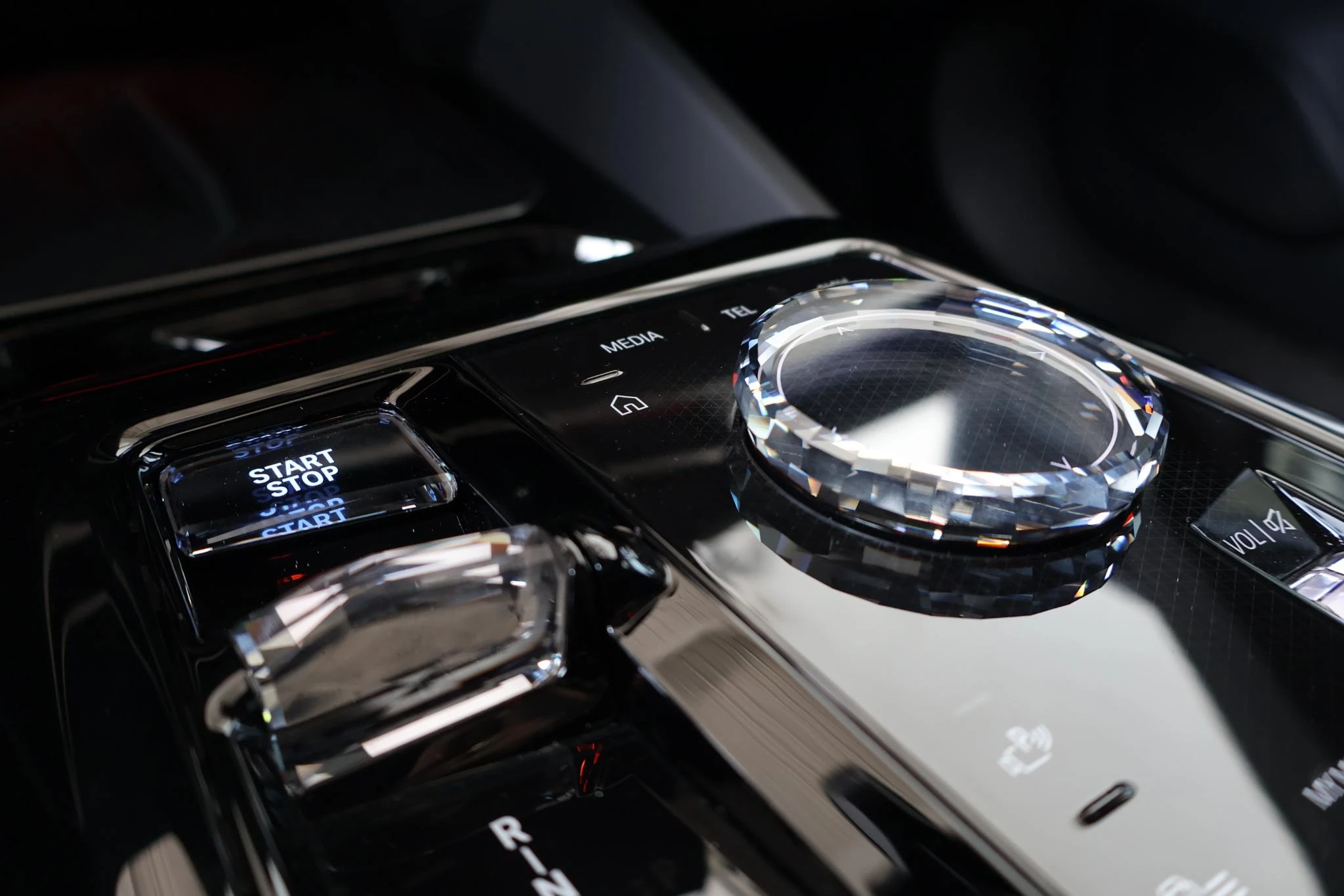 Hoofdafbeelding BMW i5