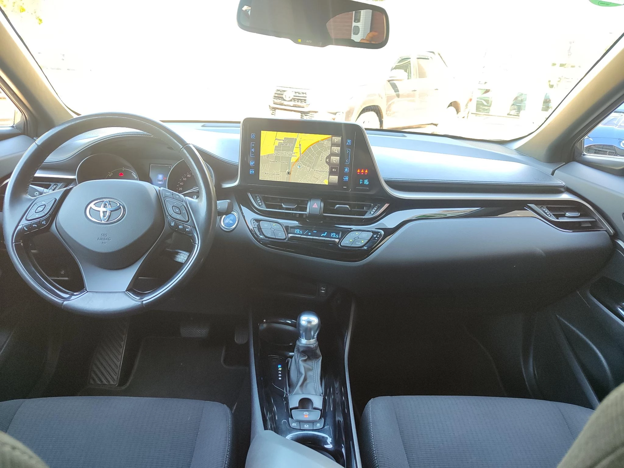 Hoofdafbeelding Toyota C-HR