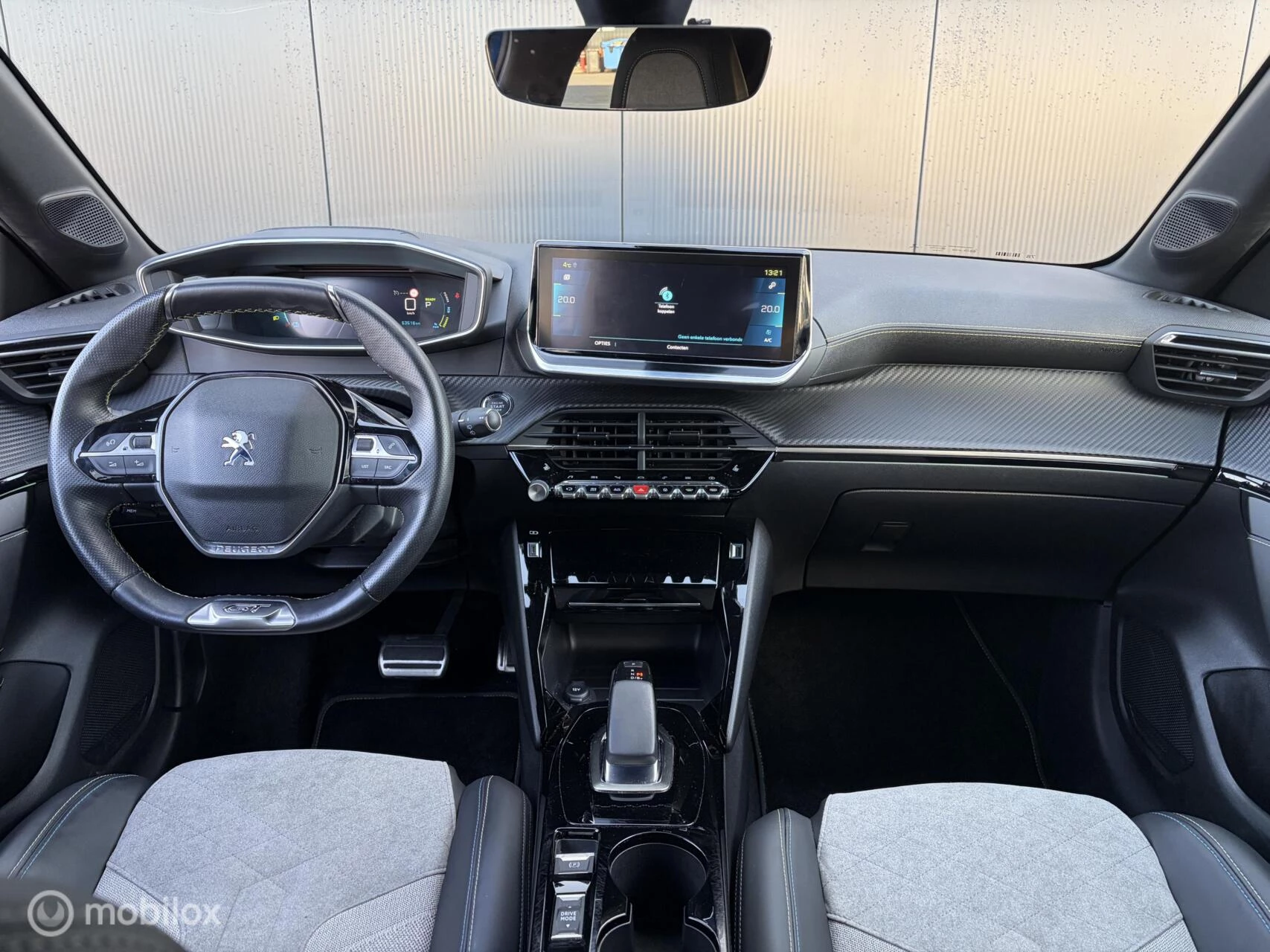 Hoofdafbeelding Peugeot e-208