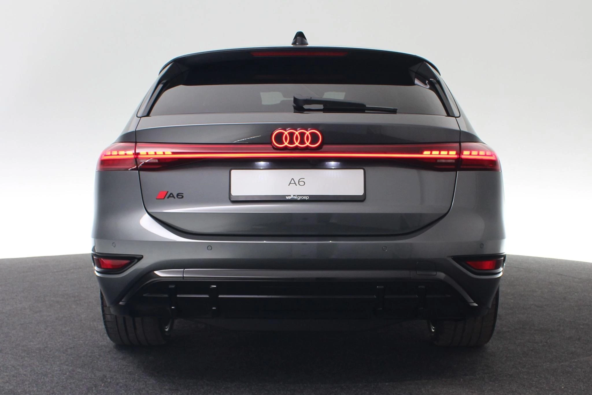 Hoofdafbeelding Audi A6 Avant e-tron