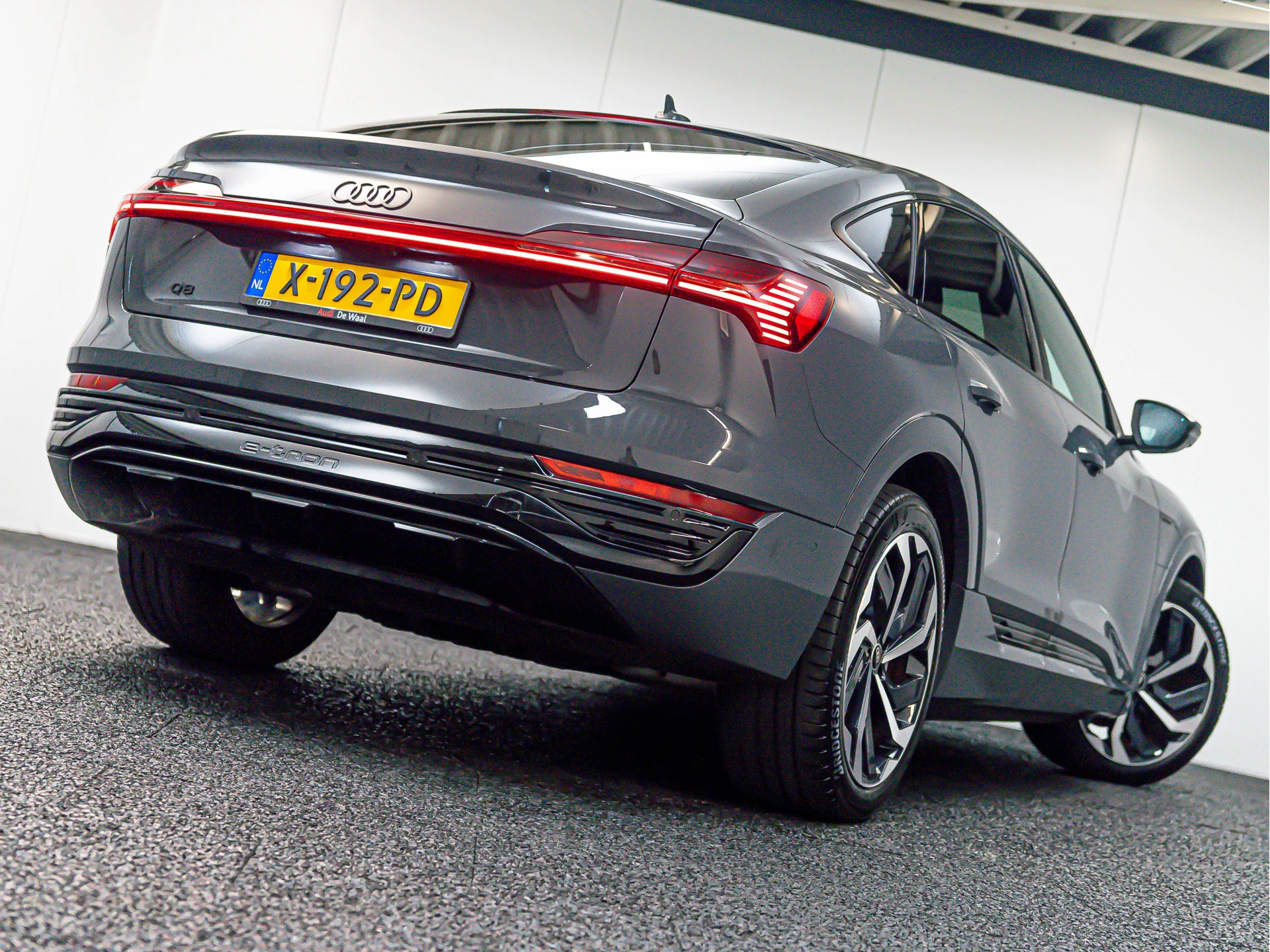 Hoofdafbeelding Audi Q8 Sportback e-tron