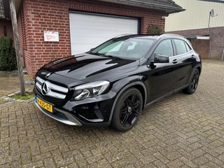 Mercedes-Benz GLA 200 AMBITION panorama dak
