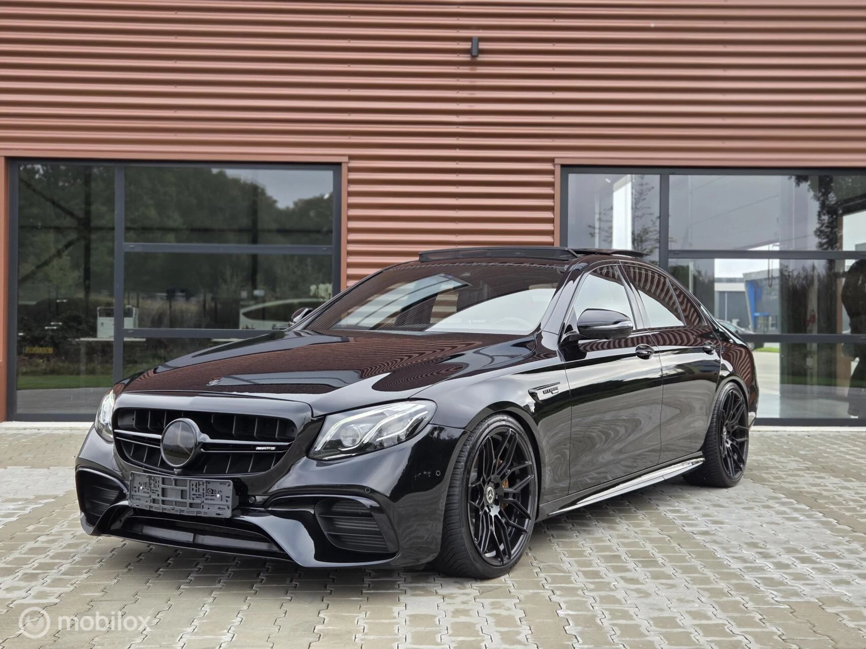 Hoofdafbeelding Mercedes-Benz E-Klasse