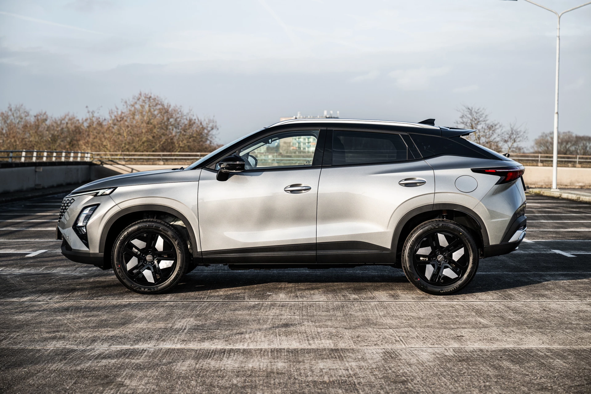 Hoofdafbeelding Omoda 5 SHS