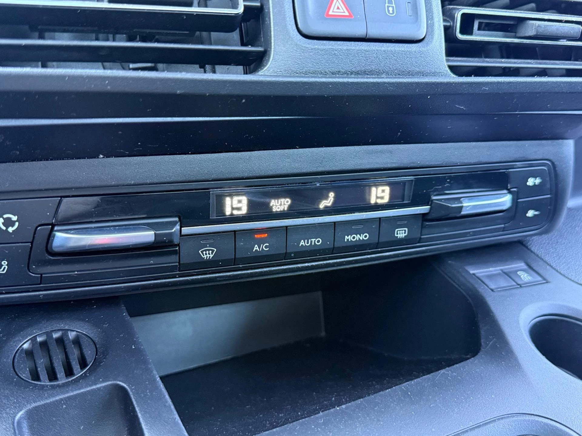 Hoofdafbeelding Peugeot Rifter