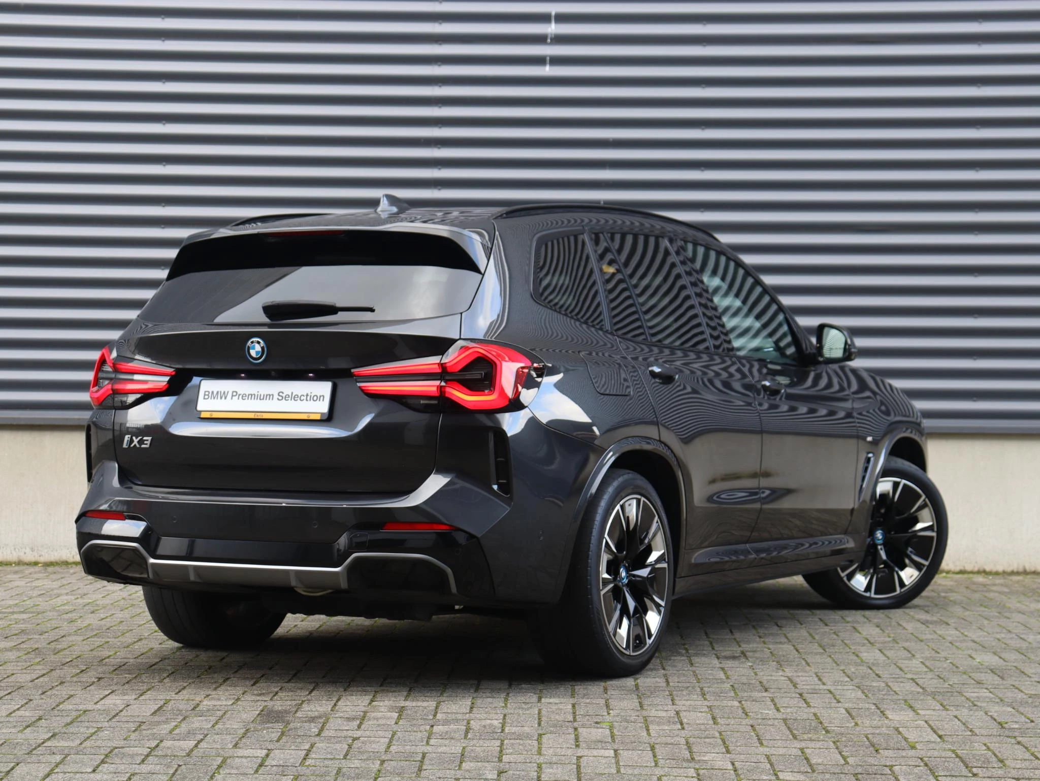 Hoofdafbeelding BMW iX3