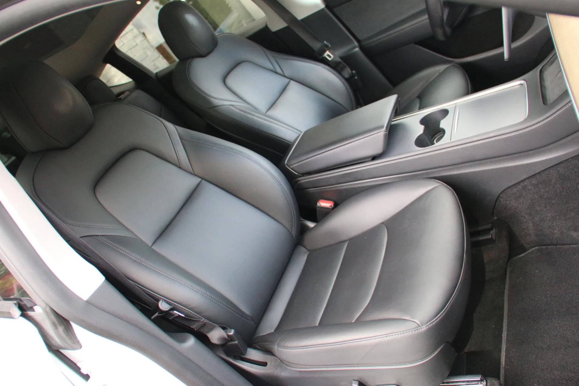 Hoofdafbeelding Tesla Model Y