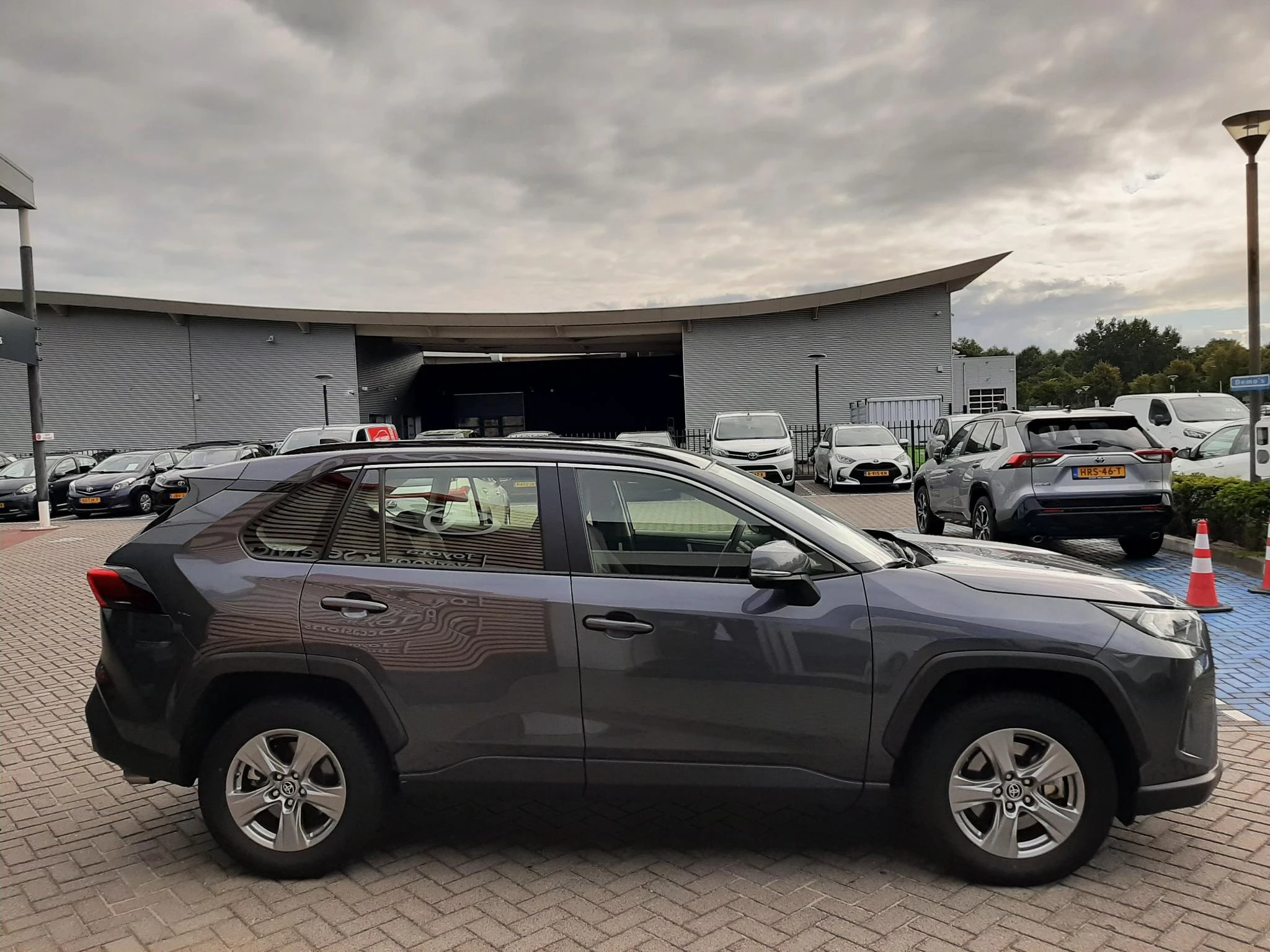Hoofdafbeelding Toyota RAV4