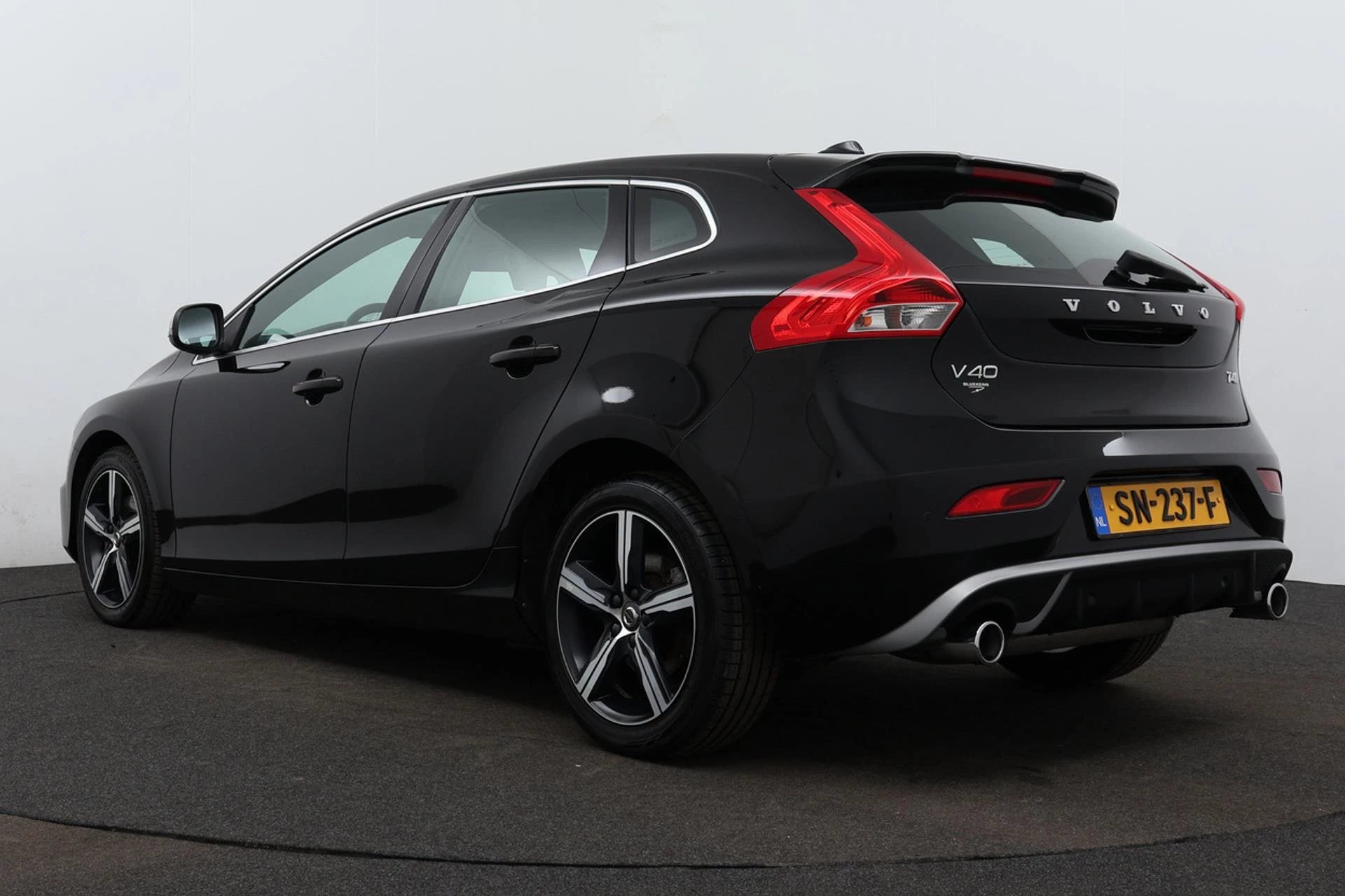 Hoofdafbeelding Volvo V40