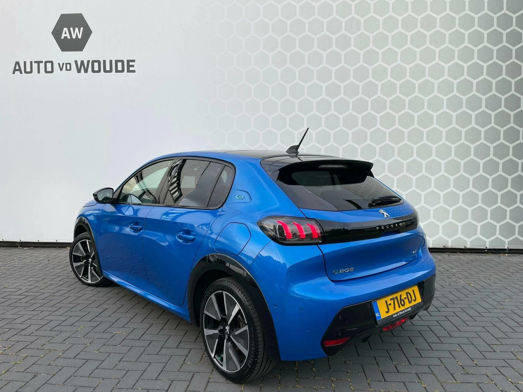 Hoofdafbeelding Peugeot e-208