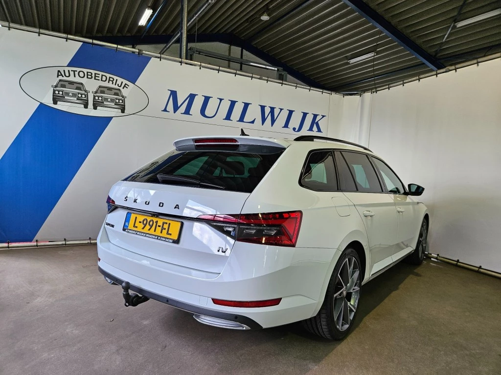 Hoofdafbeelding Škoda Superb