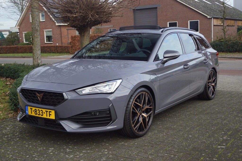 Hoofdafbeelding CUPRA Leon Sportstourer