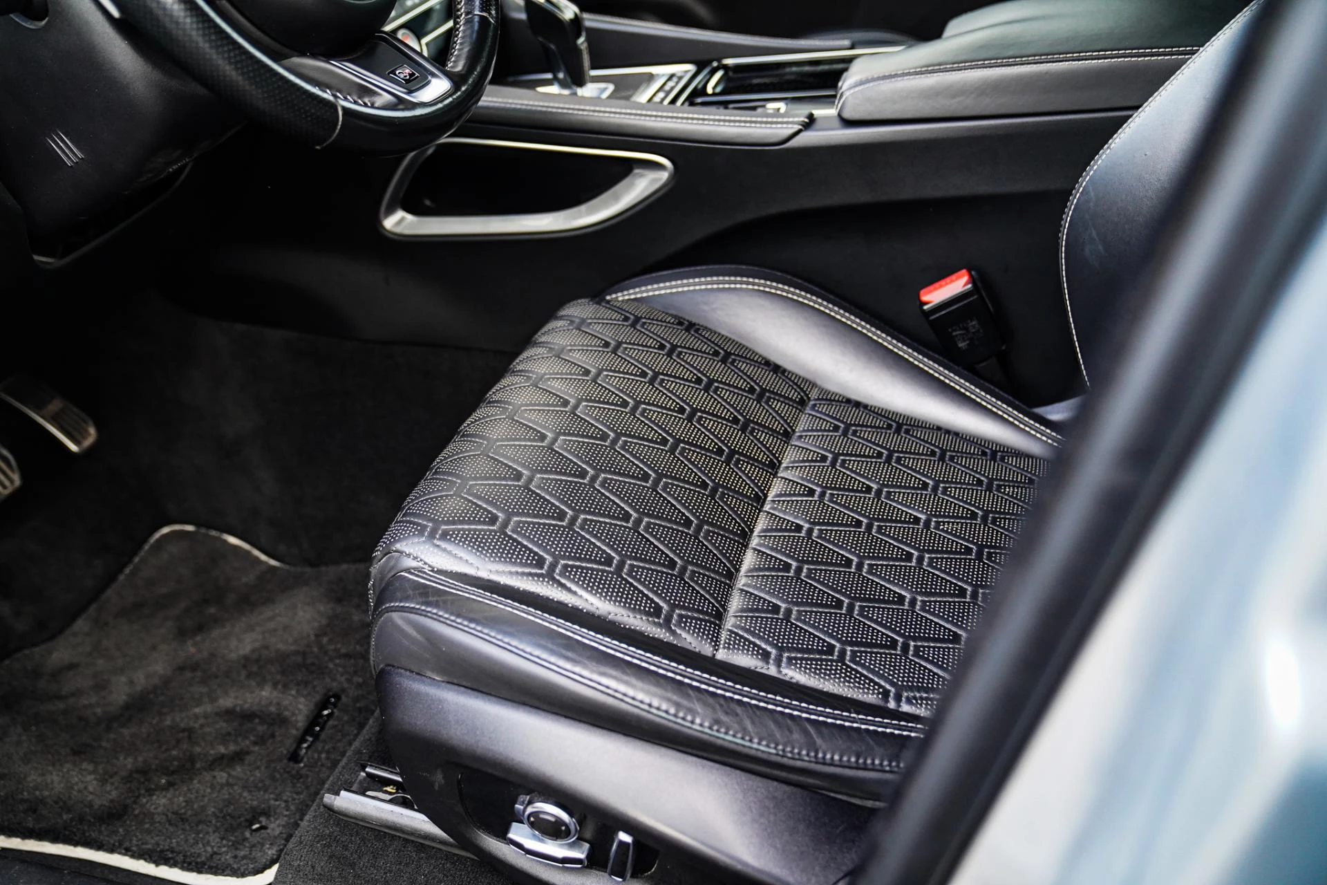 Hoofdafbeelding Jaguar F-PACE