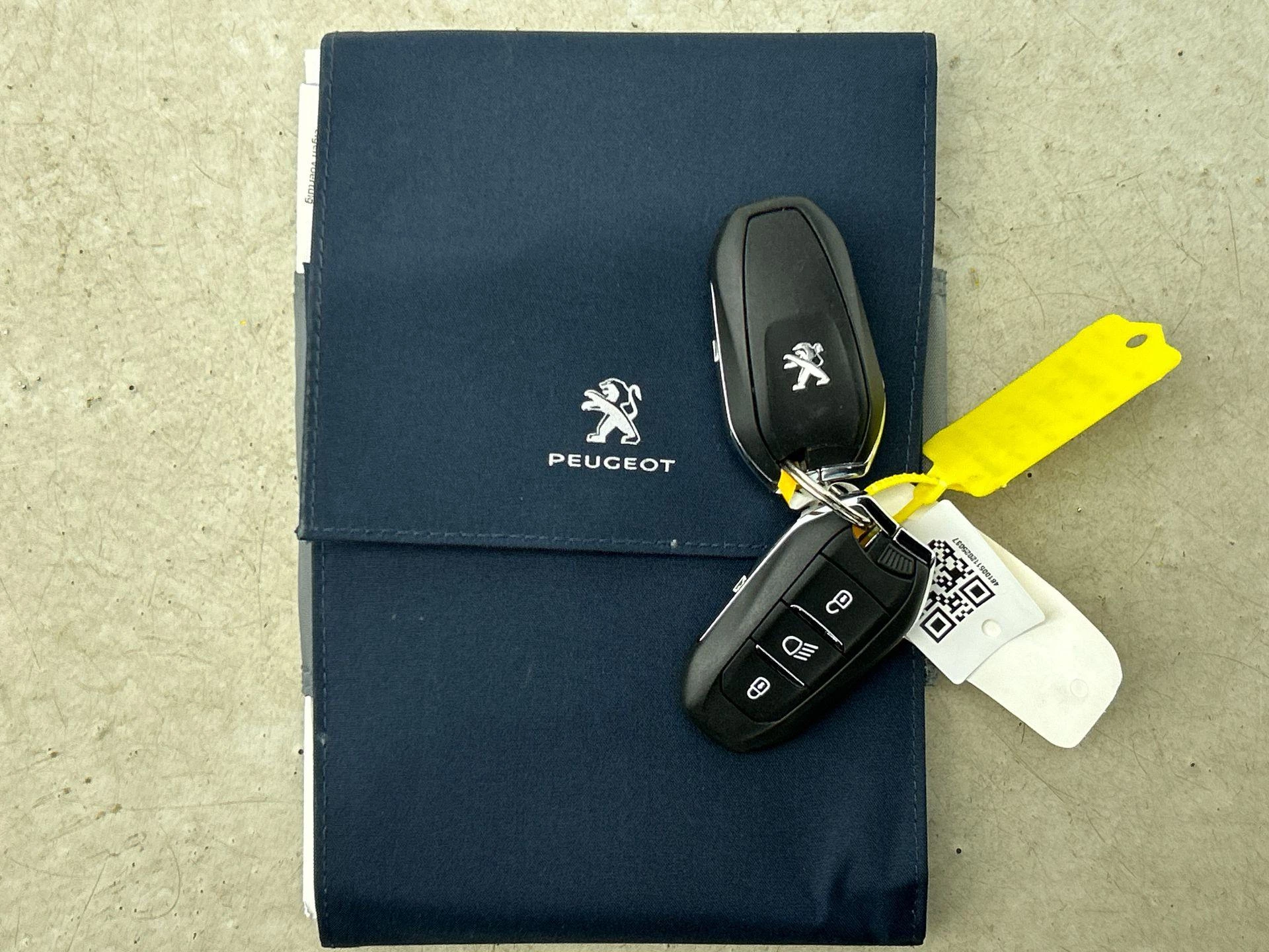 Hoofdafbeelding Peugeot e-208