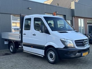 Mercedes-Benz Sprinter 211 2.2 CDI 366 DC Airco Trekhaak 2000 kg Cruise controle 6 persoons Open laadbak 1e eigenaar Dealer onderhouden Euro 6 Pick-up bakwagen