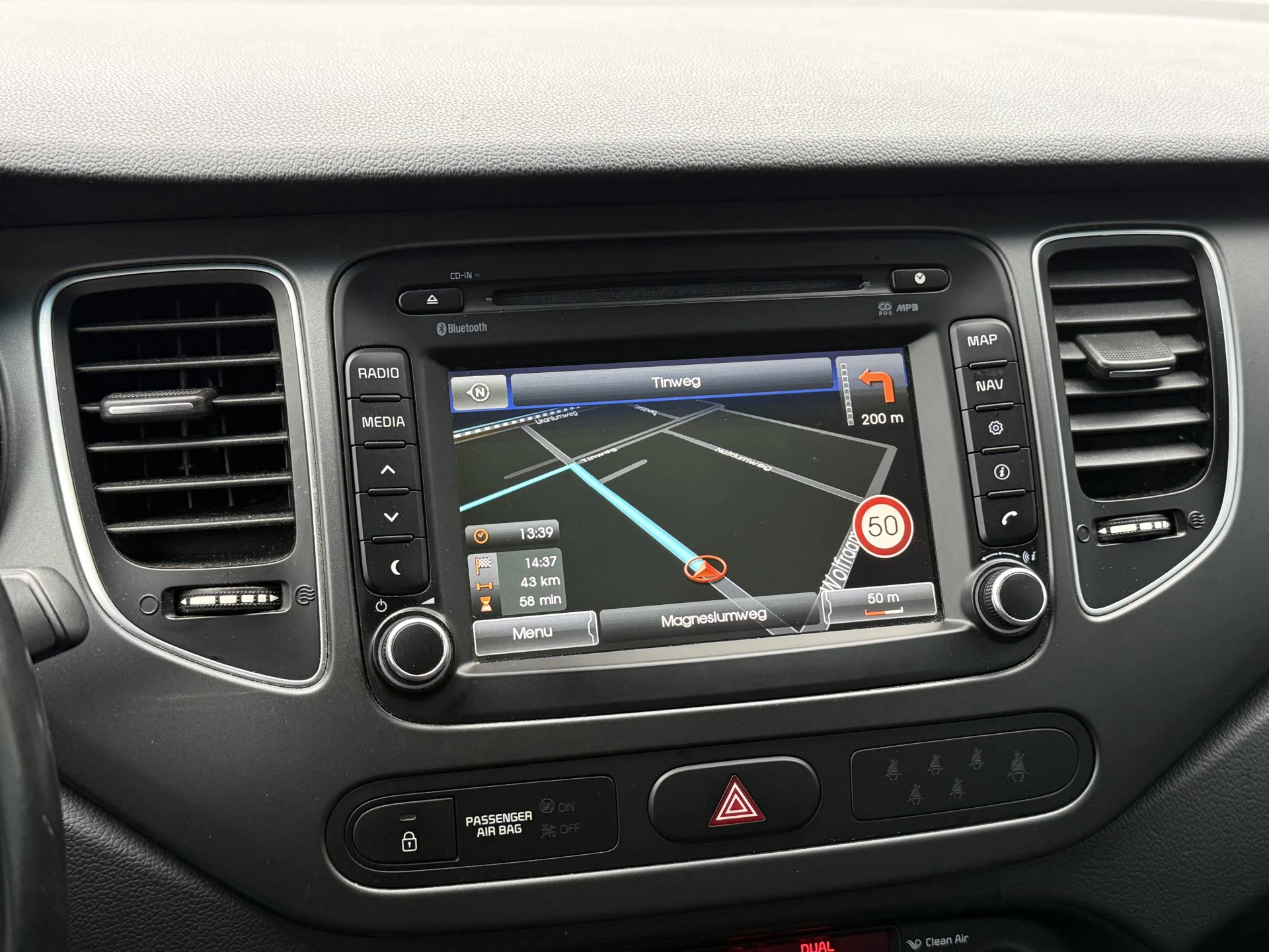 Hoofdafbeelding Kia Carens