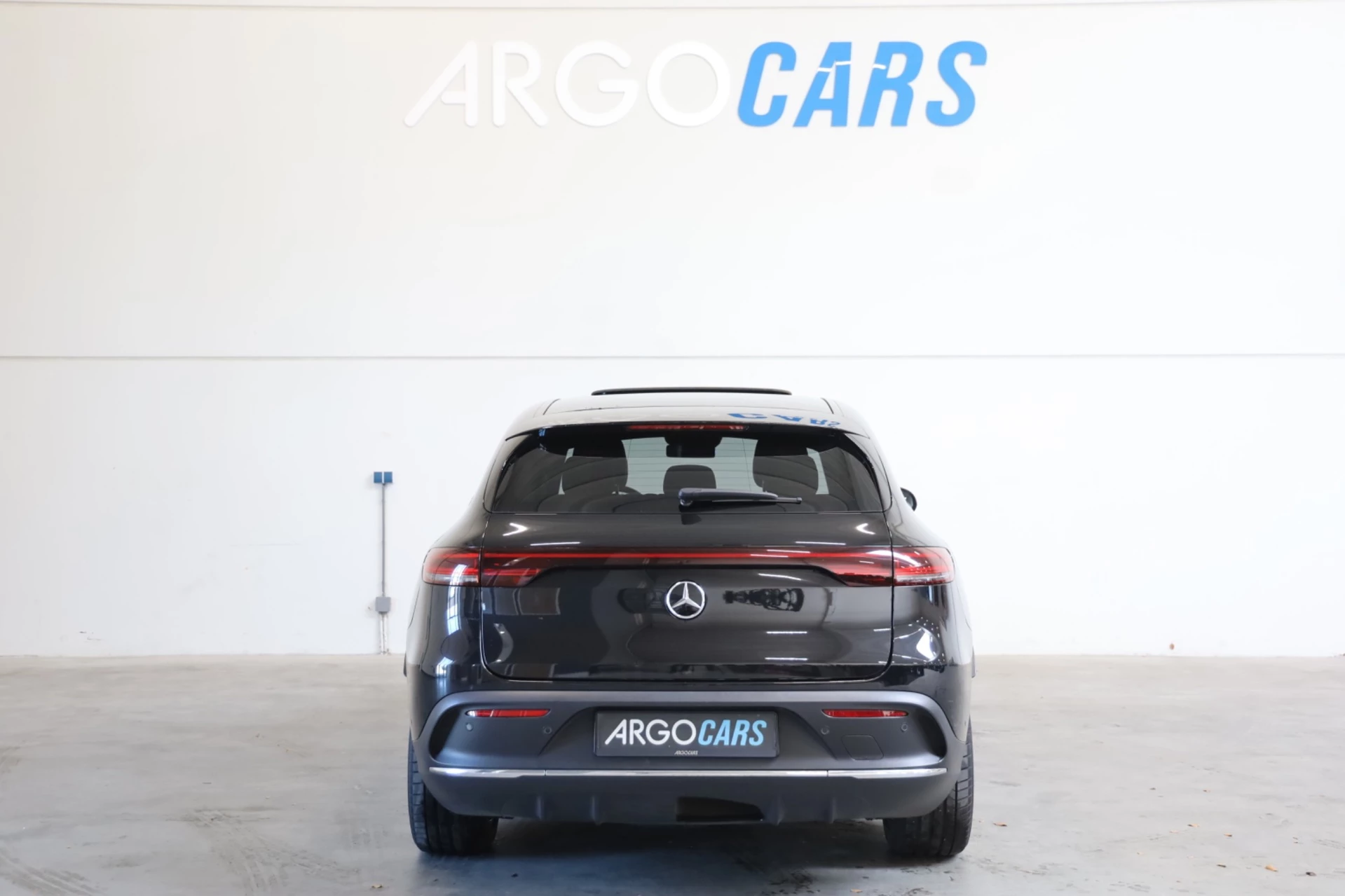 Hoofdafbeelding Mercedes-Benz EQC