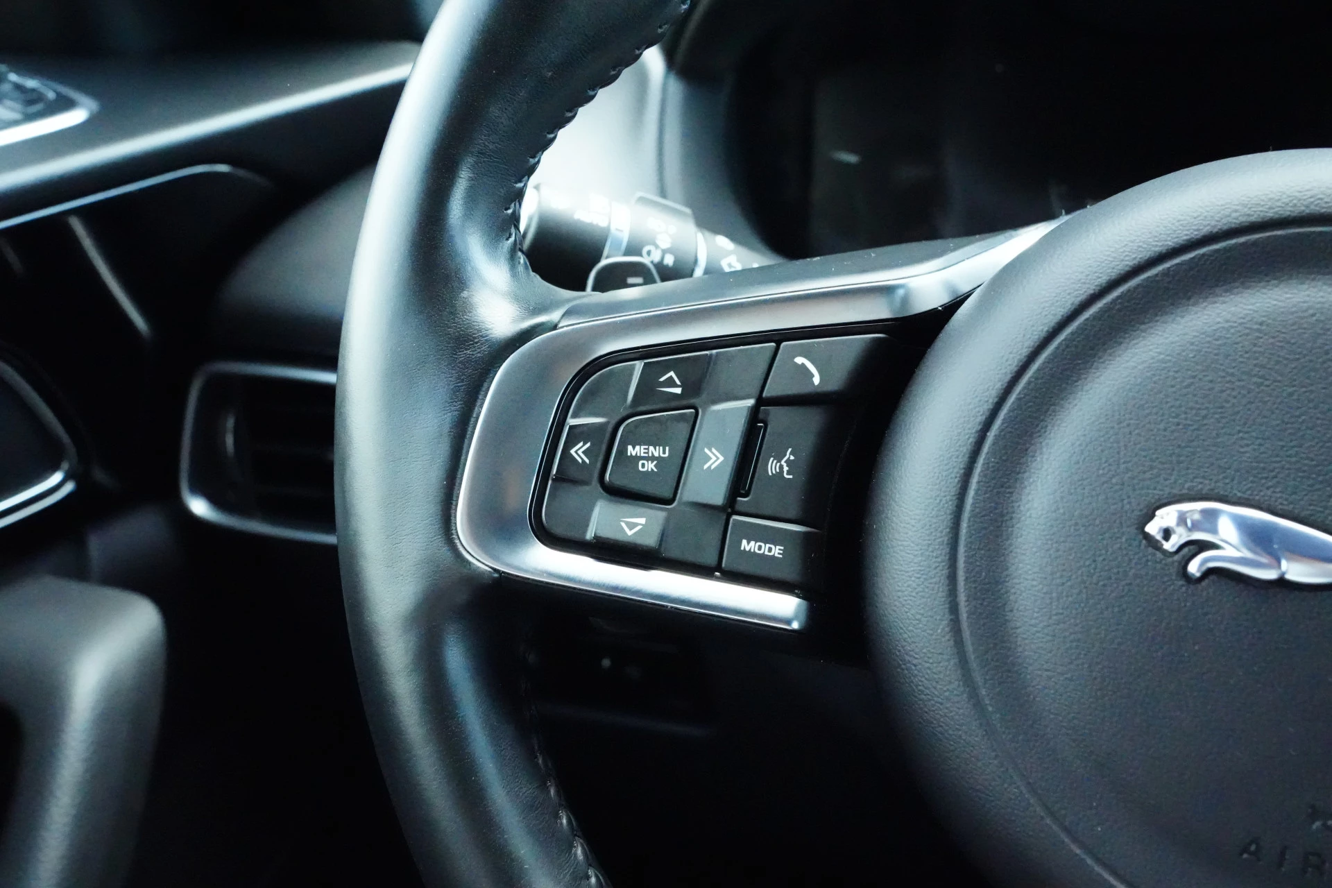 Hoofdafbeelding Jaguar F-PACE