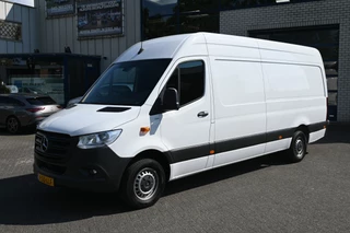 Hoofdafbeelding Mercedes-Benz Sprinter Mercedes-Benz Sprinter 315 CDI L3H2 MBUX navigatie met 360 graden camera, Geveerde stoel, Etc.