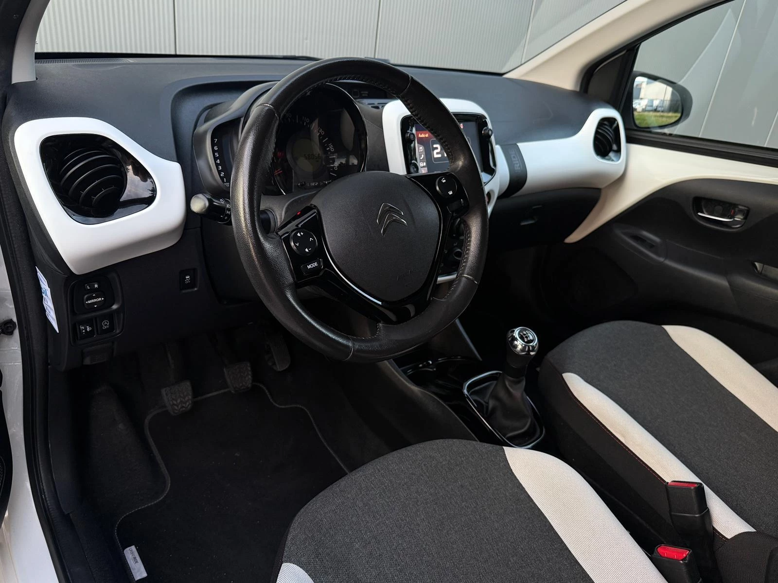 Hoofdafbeelding Citroën C1