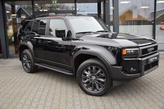 Hoofdafbeelding Toyota Land Cruiser Toyota Land Cruiser Landcruiser 250 2.8 D-4D 5DRS hybride 48v PROFESSIONAL A/T 5 SITZ