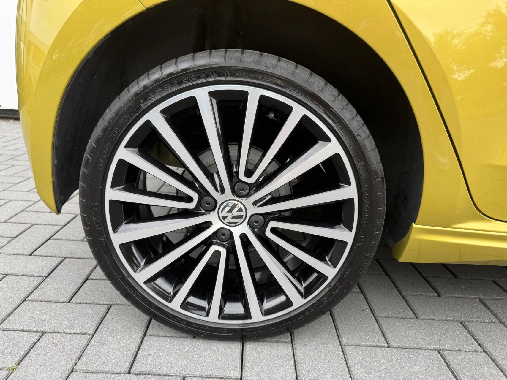 Hoofdafbeelding Volkswagen up!