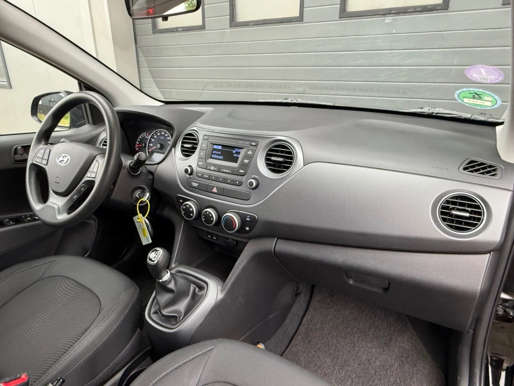 Hoofdafbeelding Hyundai i10