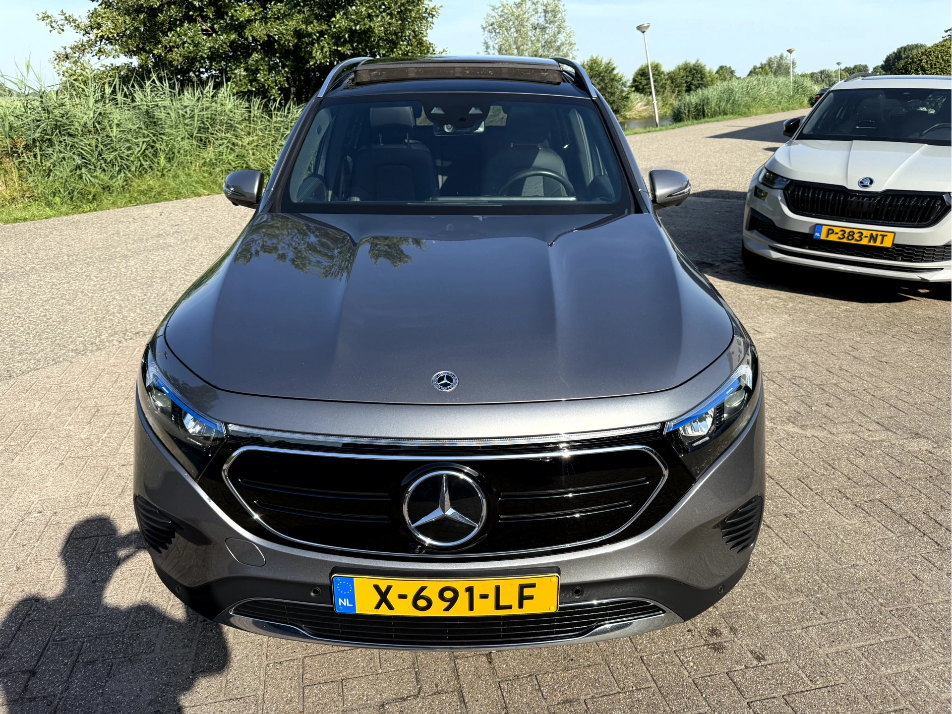 Hoofdafbeelding Mercedes-Benz EQB