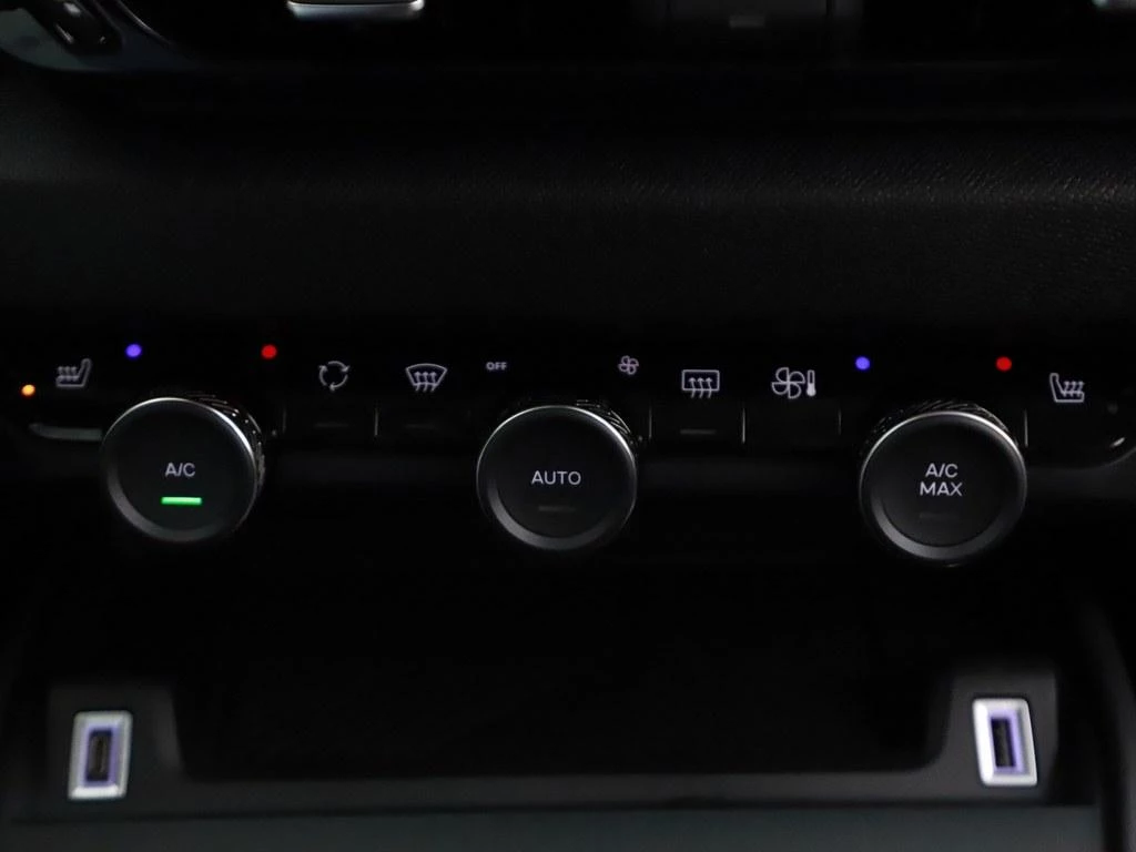 Hoofdafbeelding Citroën ë-C4