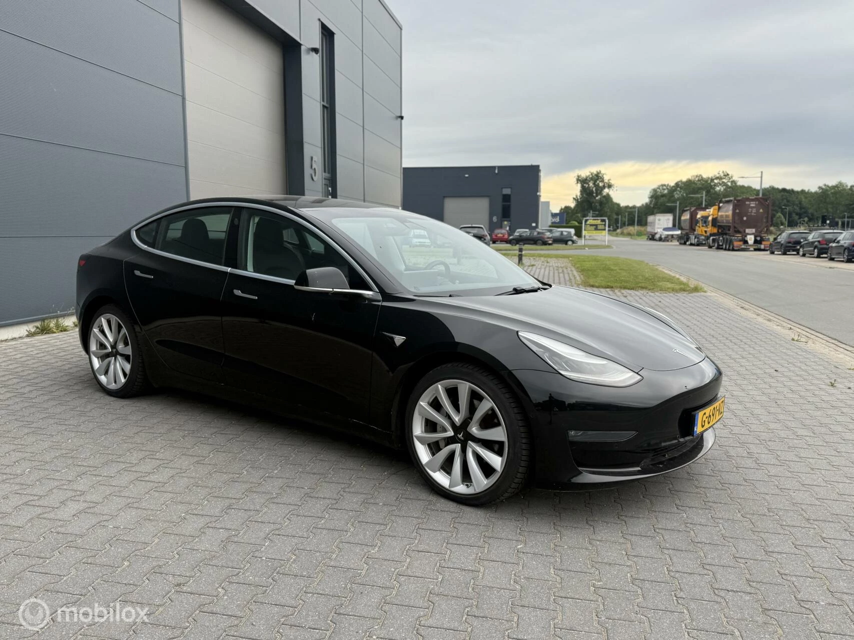 Hoofdafbeelding Tesla Model 3
